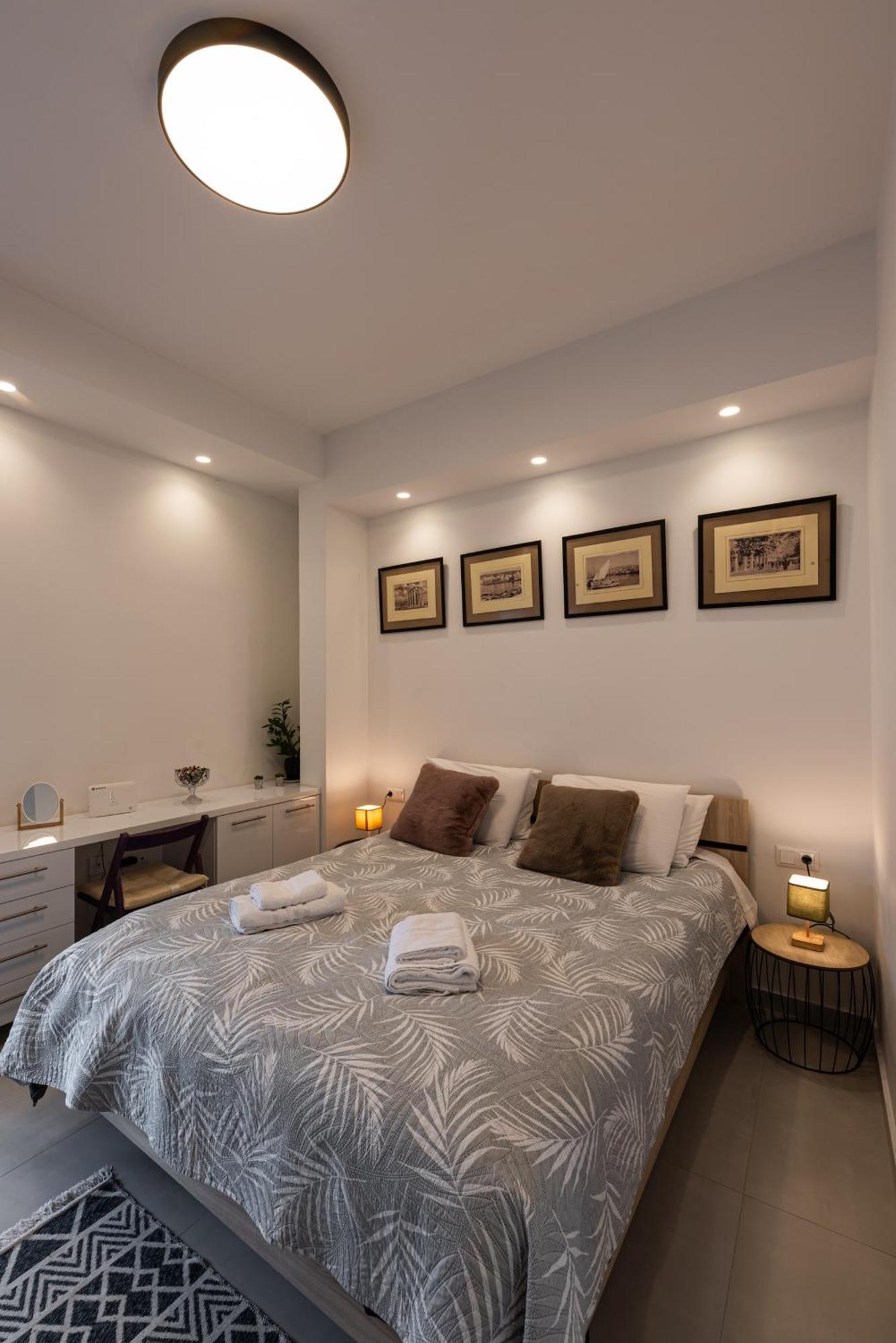 Modern Studio Apartment B Atene Esterno foto